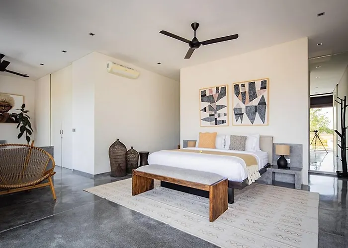 4 Bed, Sleep Up To 10, Butler, Cinema *
