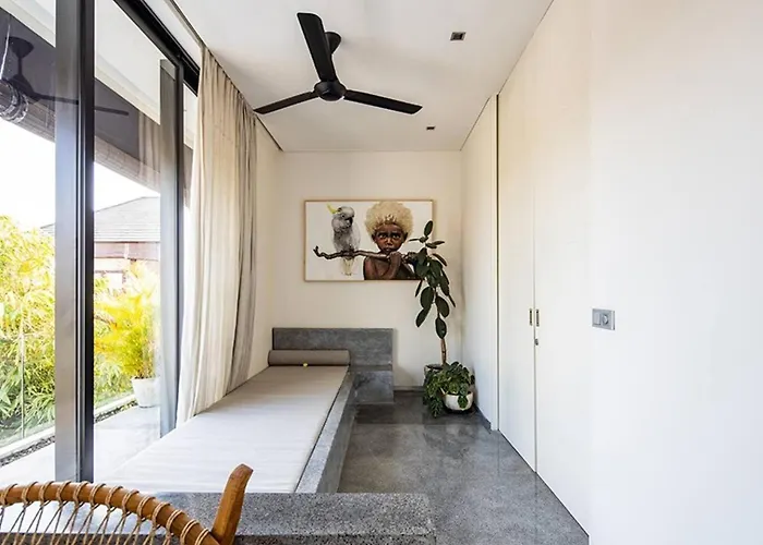 4 Bed, Sleep Up To 10, Butler, Cinema Villa Canggu (Bali)