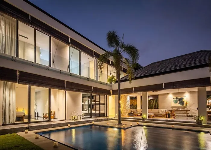 4 Bed, Sleep Up To 10, Butler, Cinema Canggu (Bali)