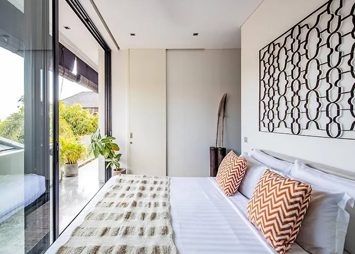 Villa 4 Bed, Sleep Up To 10, Butler, Cinema *