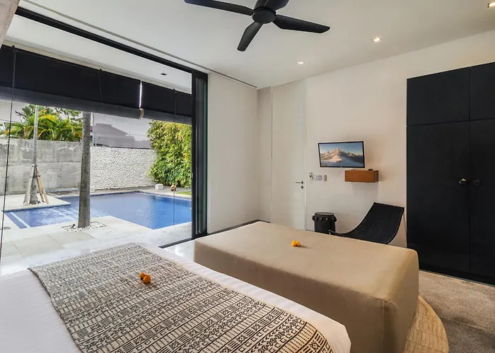Villa 4 Bed, Sleep Up To 10, Butler, Cinema