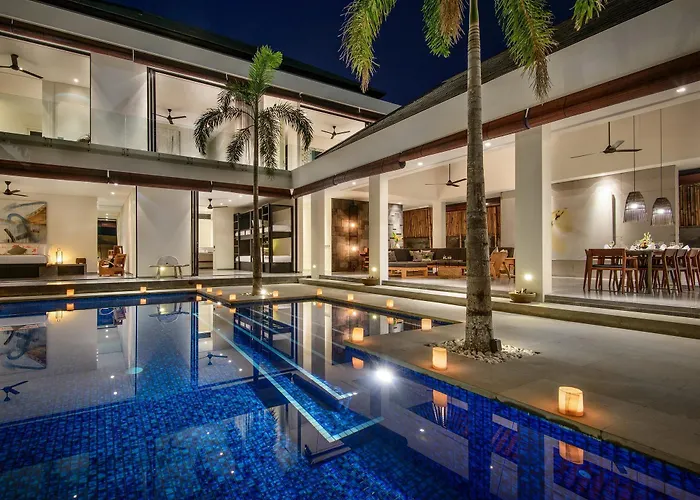 4 Bed, Sleep Up To 10, Butler, Cinema Villa *